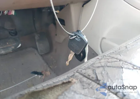 2000 Ford Expedition Eddie Bauer z USA, uszkodzony, nr VIN 1FMPU18LXYLB88653